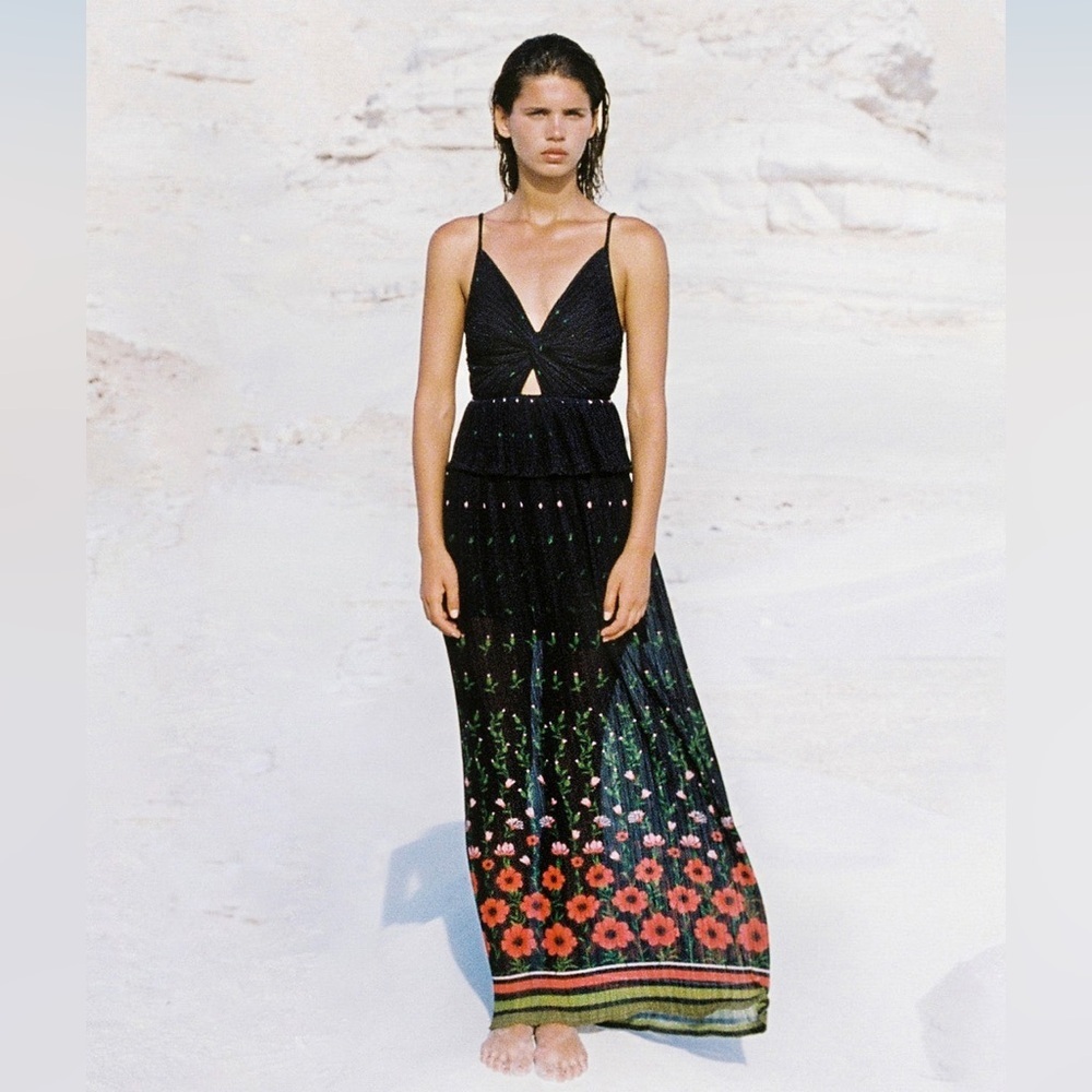 Sabina Musayev Selina Gown Size Large